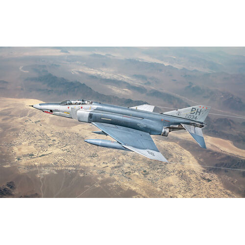 McDonnell Douglas RF-4 C/E Phantom II (7 Decals Option) 1/72