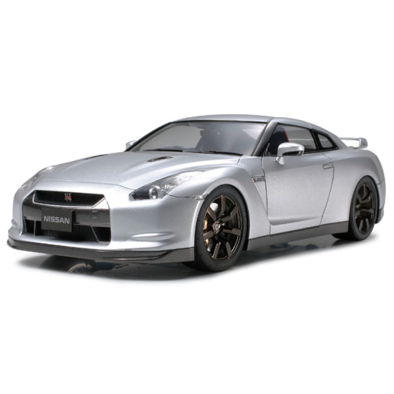 1:24 Nissan GT-R 